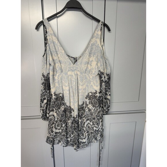 Free People Gray‎ Floral Mini Dress Sz Medium Penny Lover Cold Shoulder  Chiffon - Picture 14 of 15
